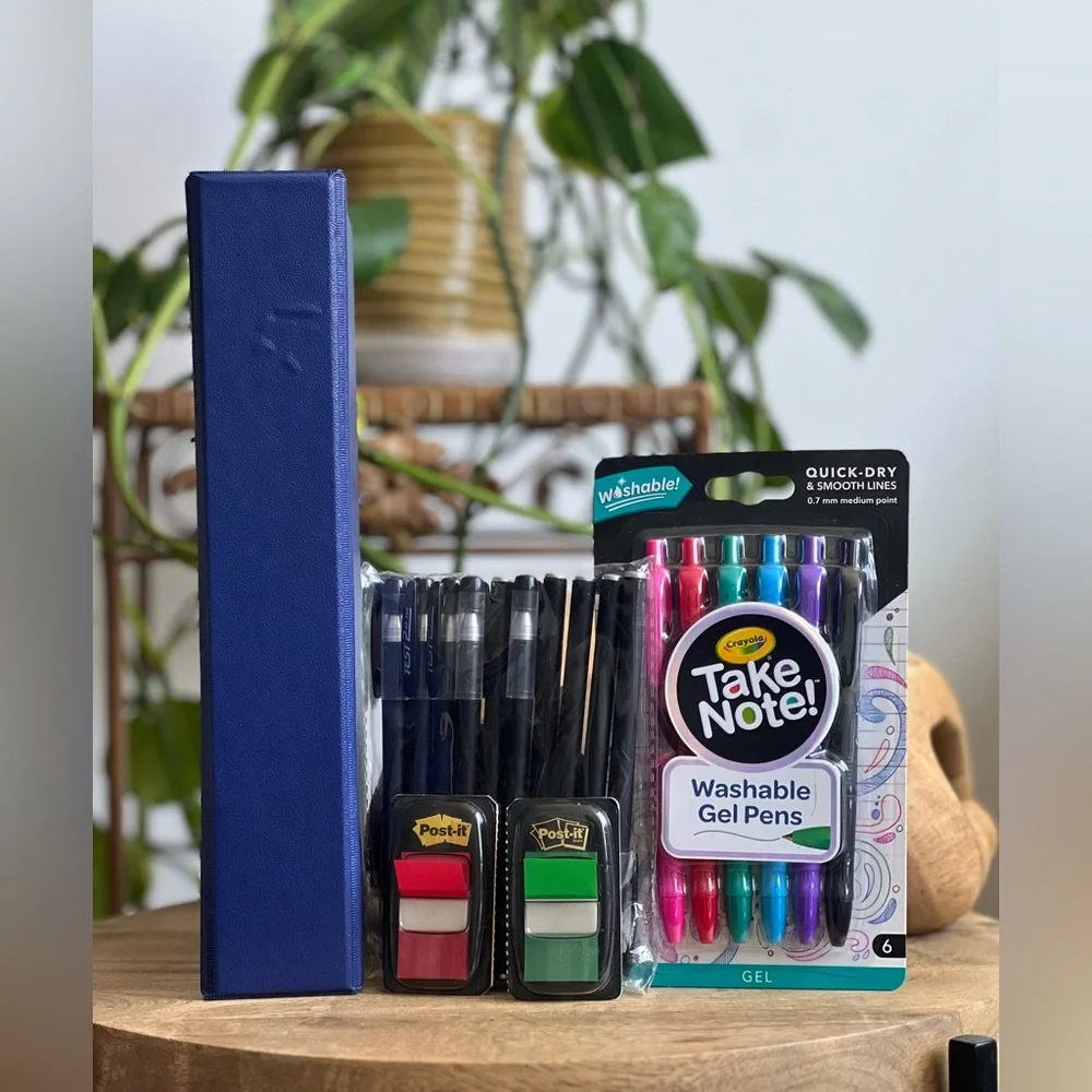 Back to School Bundle 2” Binder and 2 Pack Gel Pens Set